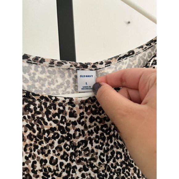 EUC Old Navy Leopard Print Long Sleeve Dress - Picture 5 of 7